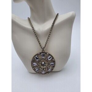 Medallion Pendant Necklace Vtg Avon Nina Ricci 18" + 2 1/2" Pendant 2"